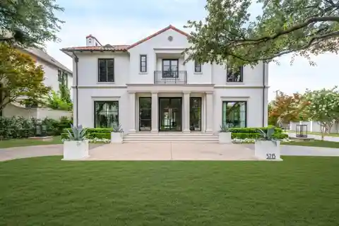 Architectural Pedigree with Modern Luxury