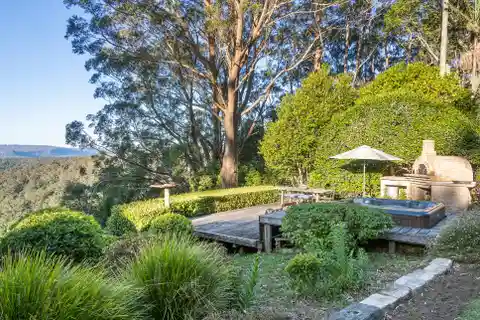 Modern Home with Amazing Views