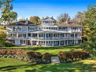 Magnificent Mansion on Skaneateles Lake