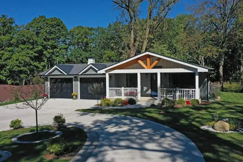 Newly Built Home on the South Shore of Beautiful Geneva Lake