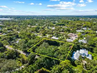 Exceptional Pennock Point Opportunity