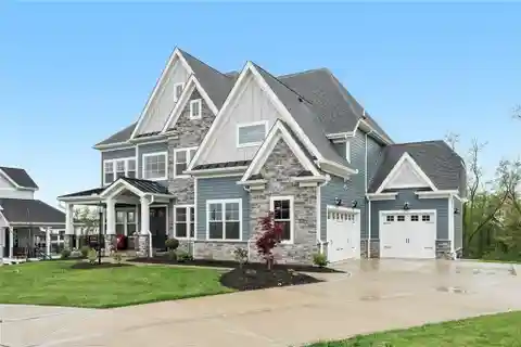 Open-Plan Custom Beauty