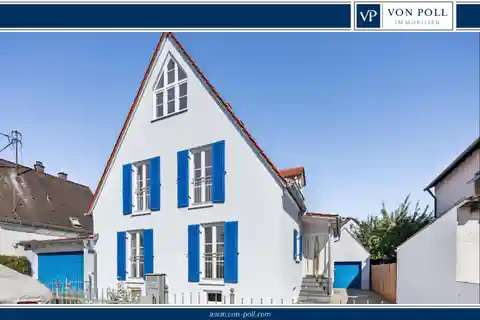 Extensively Renovated Detached Home in Karlsfeld