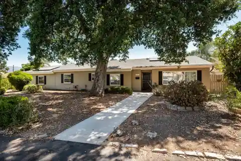 Spacious Mid-Century Ranch on a Huge Lot