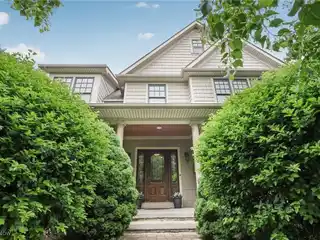 Exceptional Blend of Luxury and Convenience