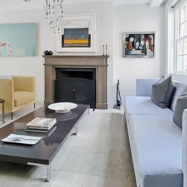 TRIPLE MINT DESIGNER TOWNHOUSE