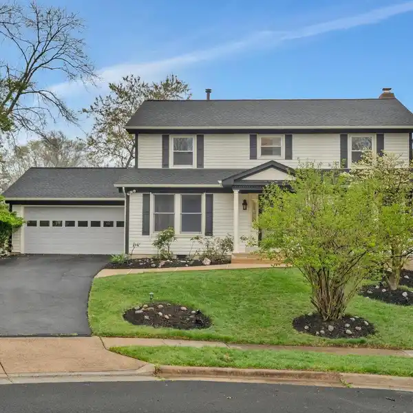 EXQUISITE MOVE-IN READY COLONIAL