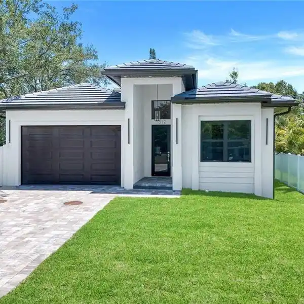 BEAUTIFUL NEW CONSTRUCTION