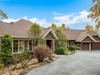 Stunning Mountain Home
