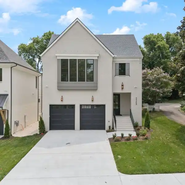 MODERN FARMHOUSE