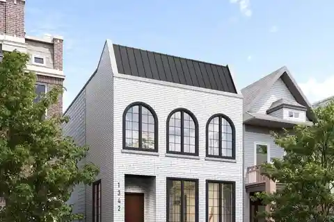 Exceptional New Construction in Lakeview