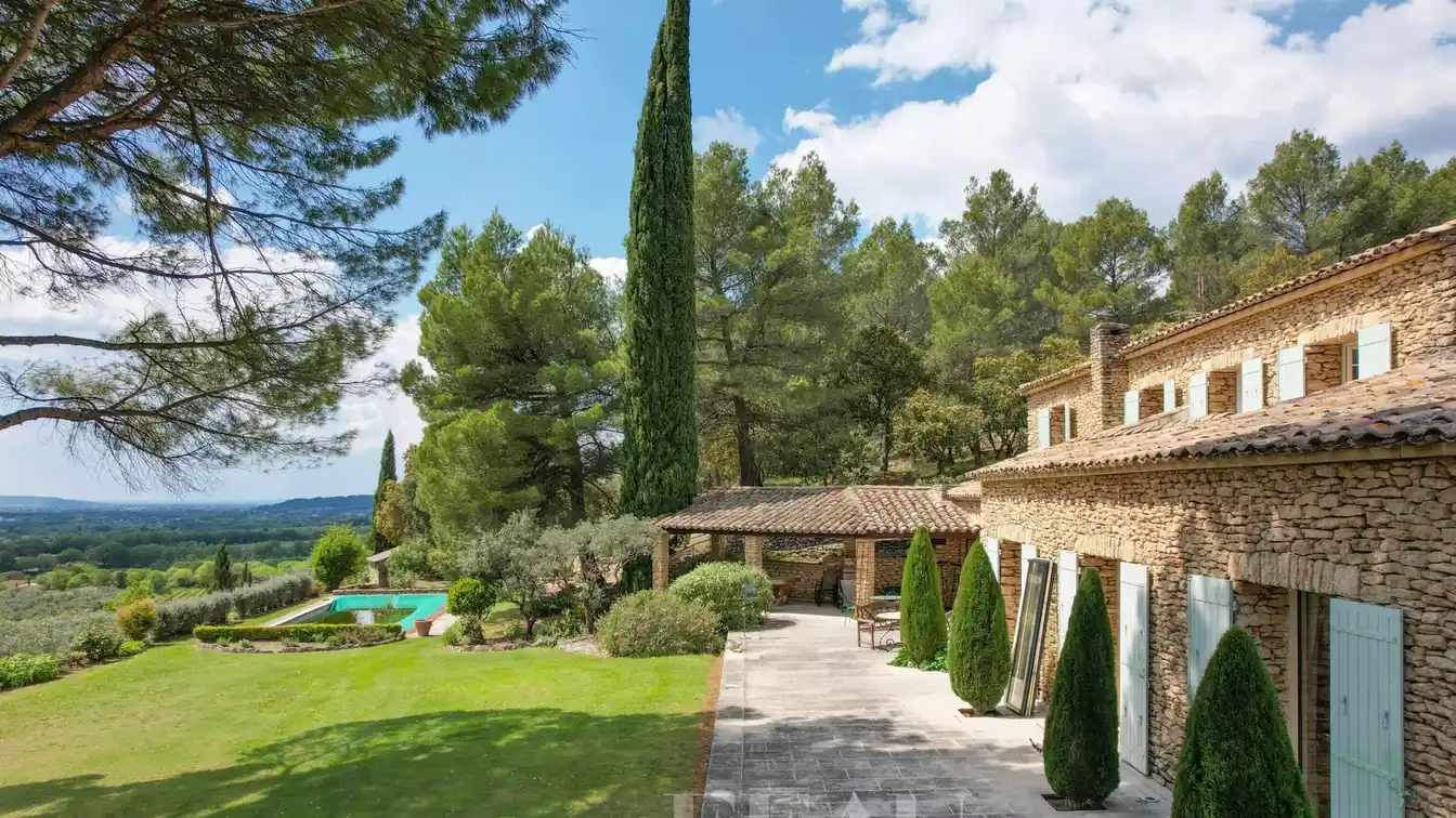 Tranquil Villa with Panoramic Views