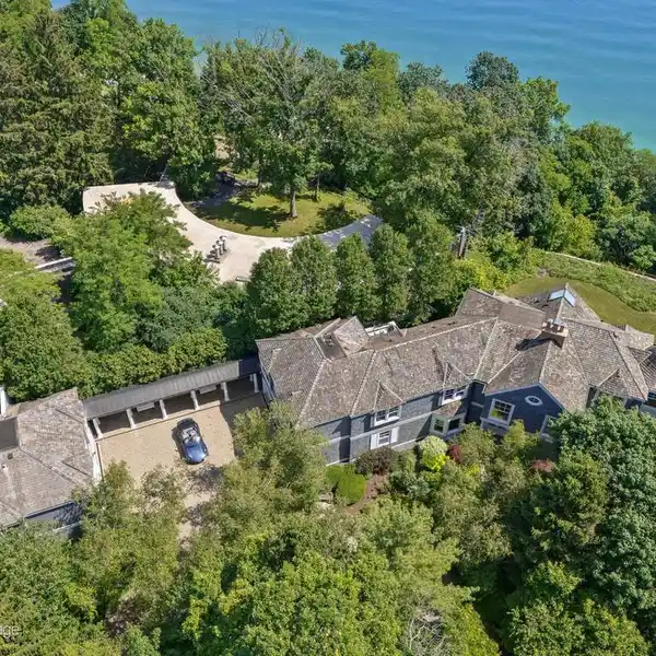 RARE COASTAL-INSPIRED ESTATE