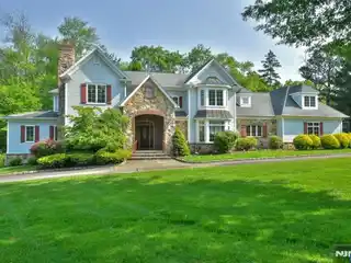 Stately Colonial Home in a Peaceful Setting