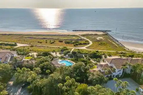 Oceanfront Luxury with Terraces and Breathtaking Views