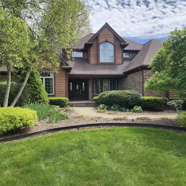 EXECUTIVE HOME ON STONEBRIDGE GOLF COURSE