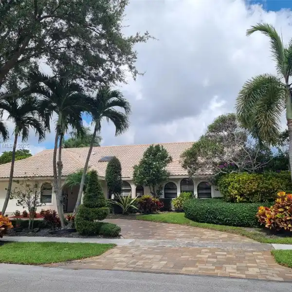 UPDATED LAKEFRONT ONE-STORY HOME