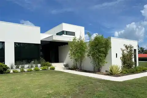 Remarkable Nearly New Design
