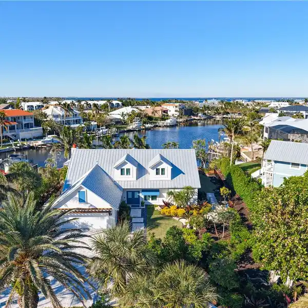 DREAM OASIS IN BEAUTIFUL SANIBEL