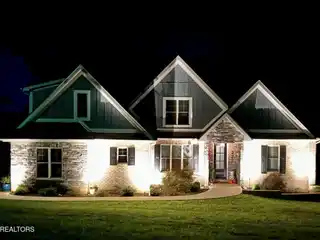 Luxury on Cherokee Lake