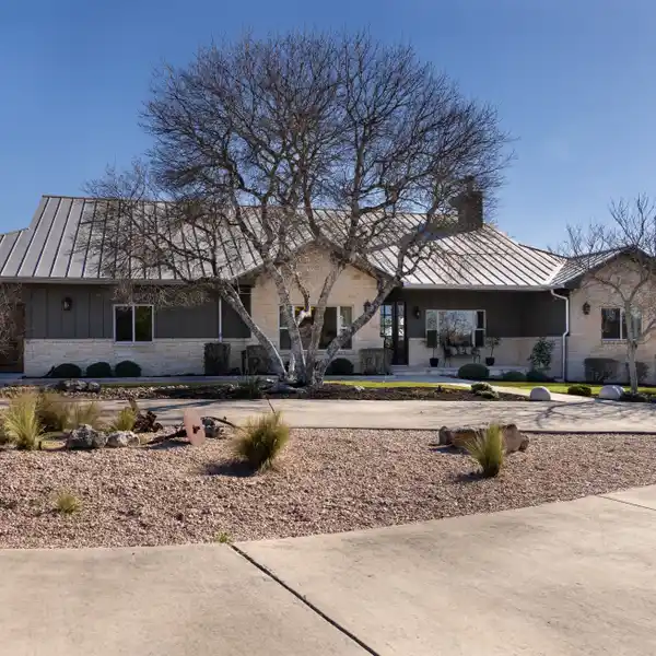 LUXURY LIVING ON TEN PRIVATE ACRES