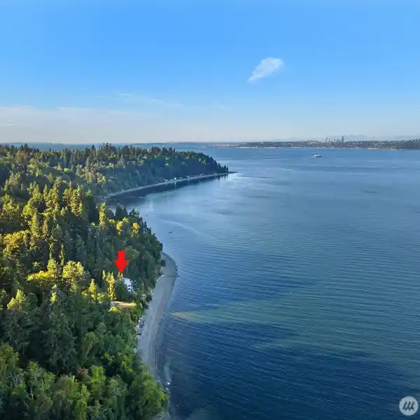 EXTRAORDINARY NORTHWEST ESTATE