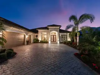 Grand Luxury Property on a Unique Wraparound Lake Lot