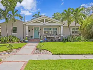 Beautifully Renovated Bungalow