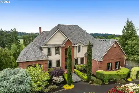 Grand Private Estate