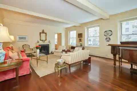 Prewar Classic Seven with a Gracious Layout