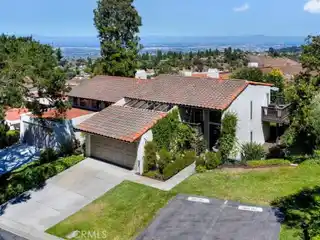 Turnkey Palos Verdes Townhome with Oversized Deck