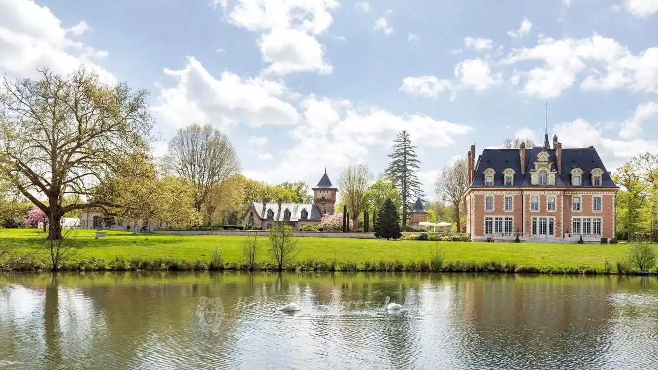 Totally Revamped Chateau with Hunting Facilities