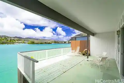 Marina-front Townhome in Hawaii Kai