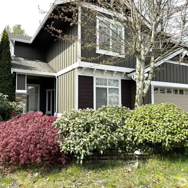HIGH-QUALITY HOME IN MAPLEWOOD ESTATE COMMUNITY