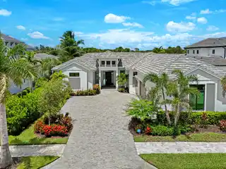 Designer Curated Home Within the Peninsula in Treviso Bay