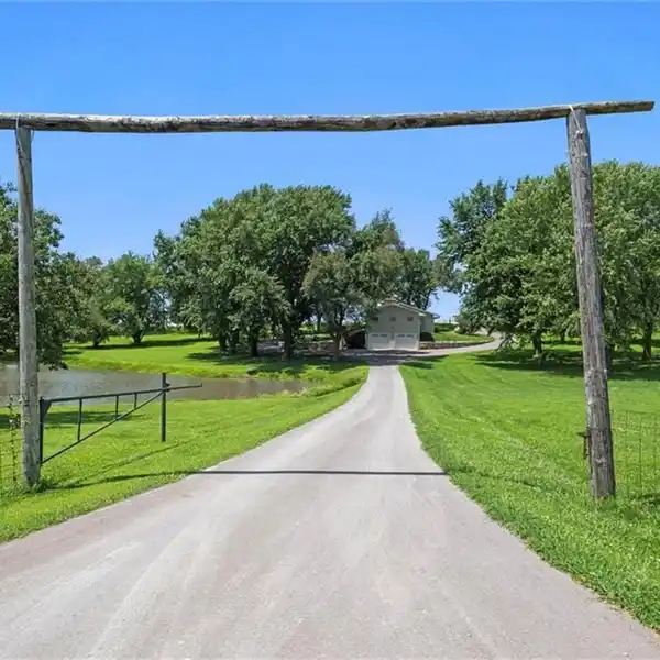 MAGICAL 20-ACRE PROPERTY