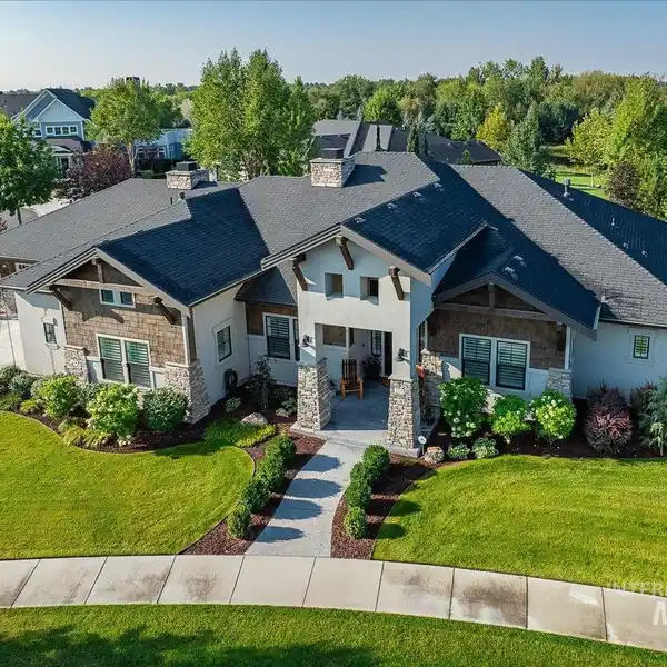 CUSTOM SINGLE-LEVEL LUXURY HOME IN MACE RIVER RANCH