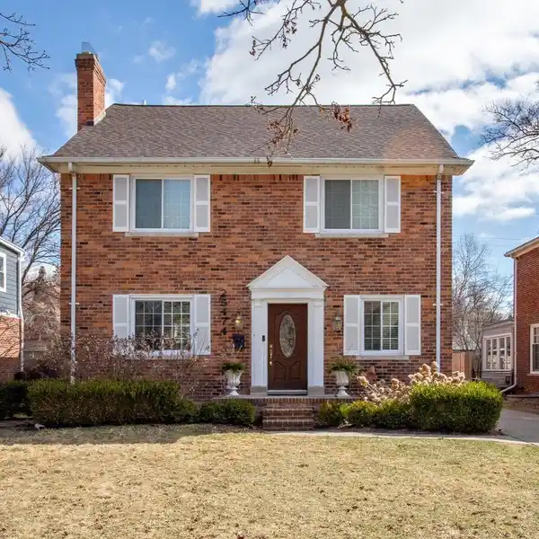 GORGEOUS COMPLETELY REMODELED HOME