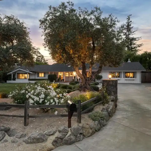 BEAUTIFULLY REIMAGINED SINGLE-LEVEL HOME