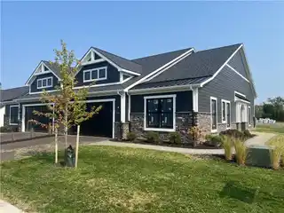 Three Bedroom Home in the Moorings on Keuka