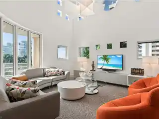 Contemporary Bay-front Masterpiece at the Tropics in the Heart of Park Shore
