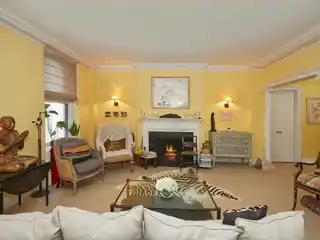 Delightful Classic Prewar Aparment with Lovely Original Features