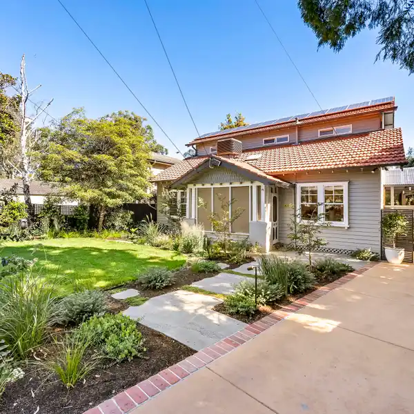 FAMILY-FRIENDLY OASIS WITH STUNNING OUTDOOR ENTERTAINMENT SPACES