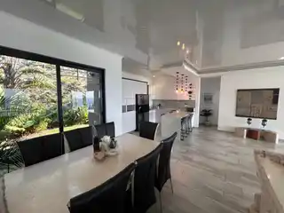 Sophisticated Sanctuary Steps from Ballito Beach