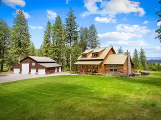 Stunning Private Mountain Retreat on Twenty Acres