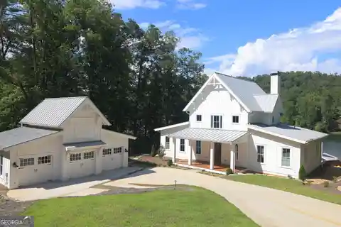 Lake Burton Entertainer's Dream