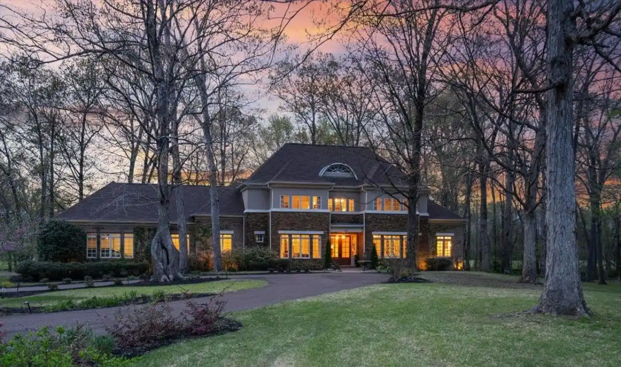 Hidden Gem on over Eight Acres