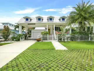 Coastal-inspired Home in the Bayshore Arts District