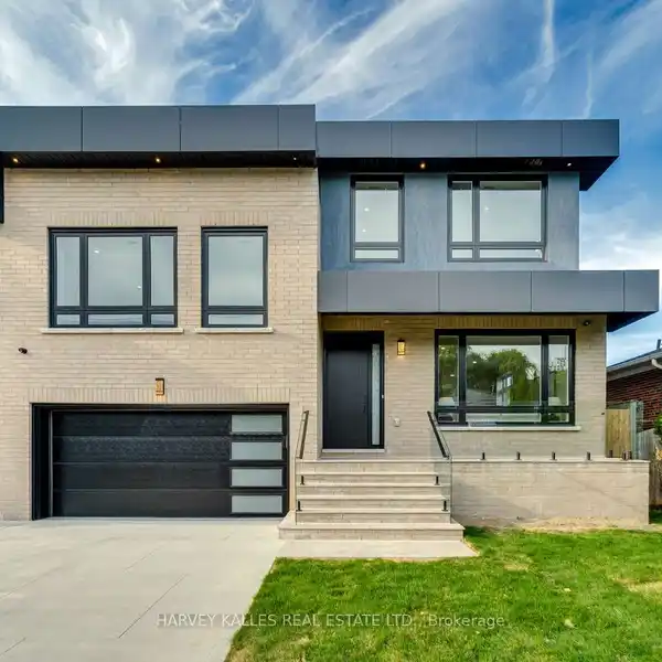 BEAUTIFULLY UPDATED HOME IN ENGLEMOUNT-LAWRENCE