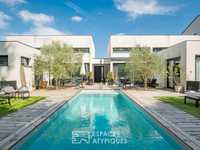 MODERN LIVING IN A SOUGHT-AFTER RESIDENTIAL SETTING